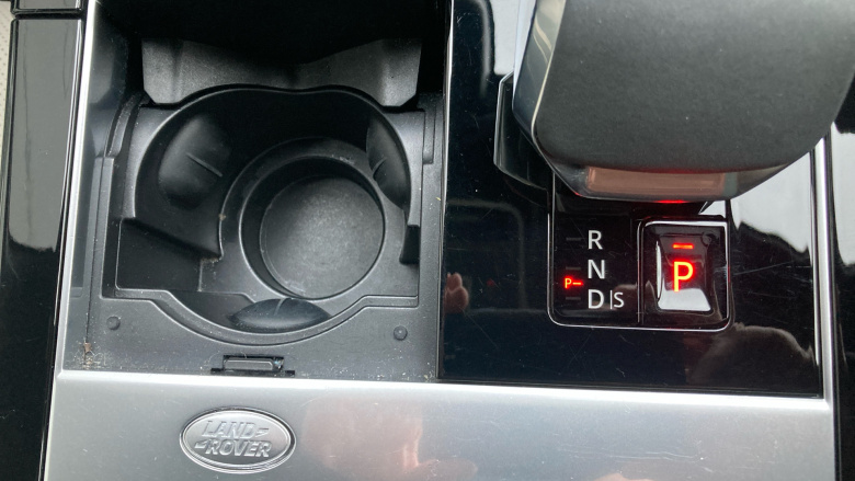 Land Rover Range Rover Velar 2.0 P400e SE 5dr Auto Estate